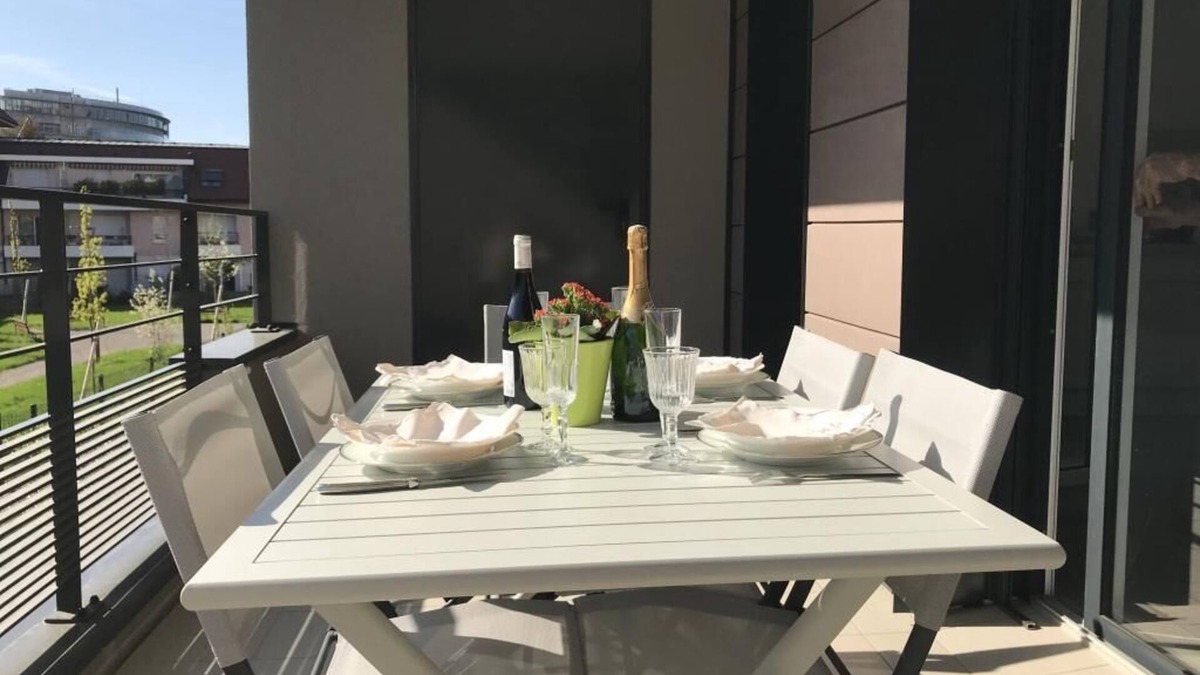 Annecy Apartment | T3 Golden Triangle : Annecy Green *