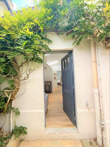 Voisins-le-Bretonneux Apartment | T3 plein centre proche Versailles Saint Quentin en Yvelines