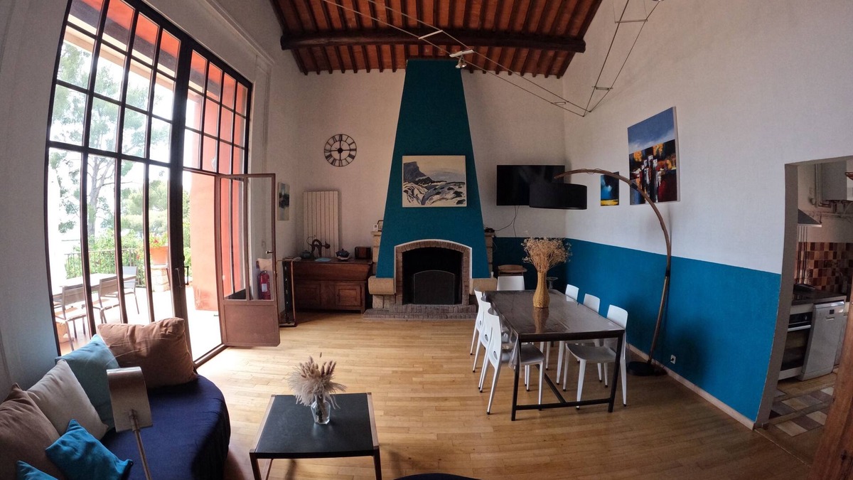 Cassis Apartment | T4 "grand pin" sea view in Provencal villa