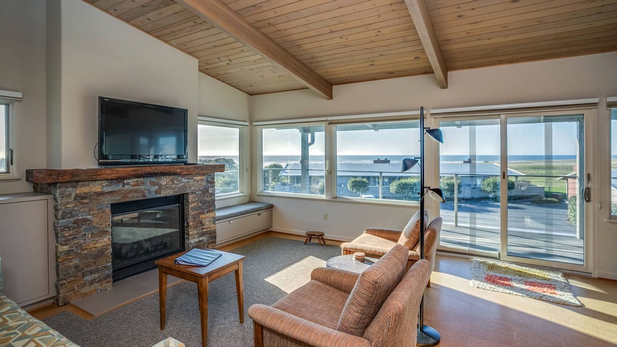 Gearhart Condo | T422 - 3 bedroom unit by beach access
