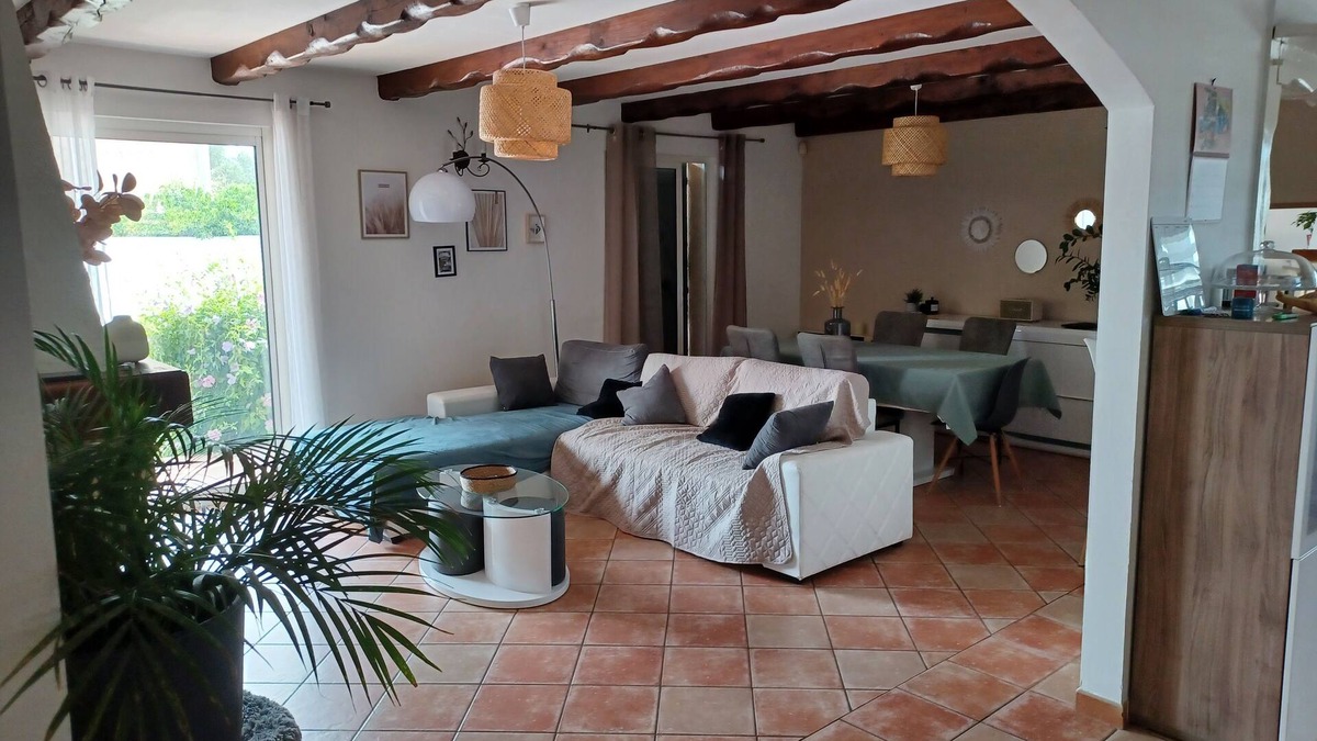 Fos-sur-Mer House | T5 130 m² villa with swimming pool and garage