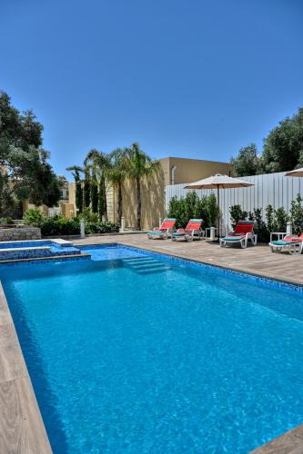 Ghajnsielem Villa | Ta Benna Villa