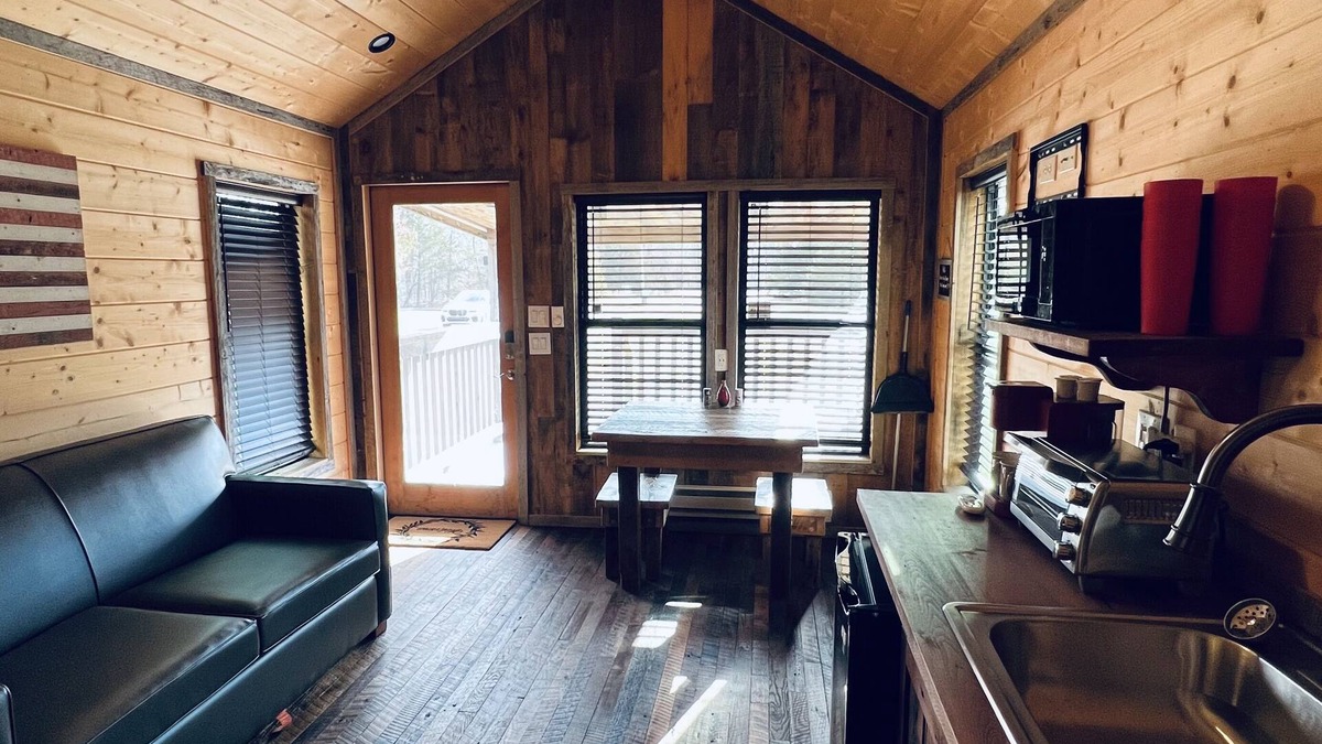 Eagle Rock Cabin | Table Rock Tiny Home The Big Piney