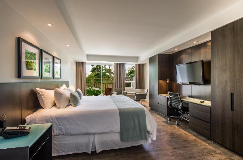 Gravenhurst Hotel | Taboo Muskoka