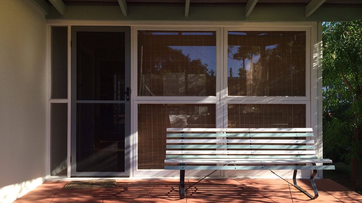 Lake Tabourie House | Tabourie indoor/outdoor idyll