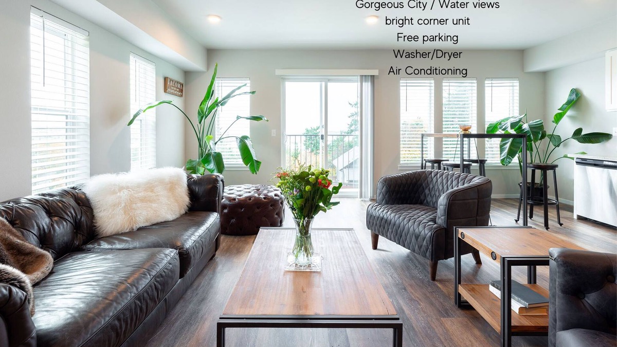 Eastside Condo | Tacoma Dome condo w Mountn & Bay views + + PRK!
