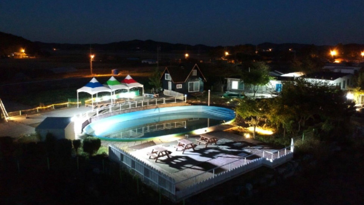 Sinya-ri House | Taean Byeolbada Pension