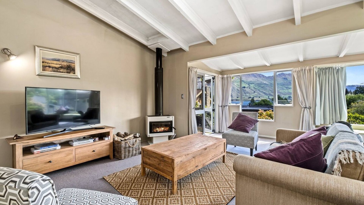 Wanaka House | Taha Wai - Wanaka Holiday Home