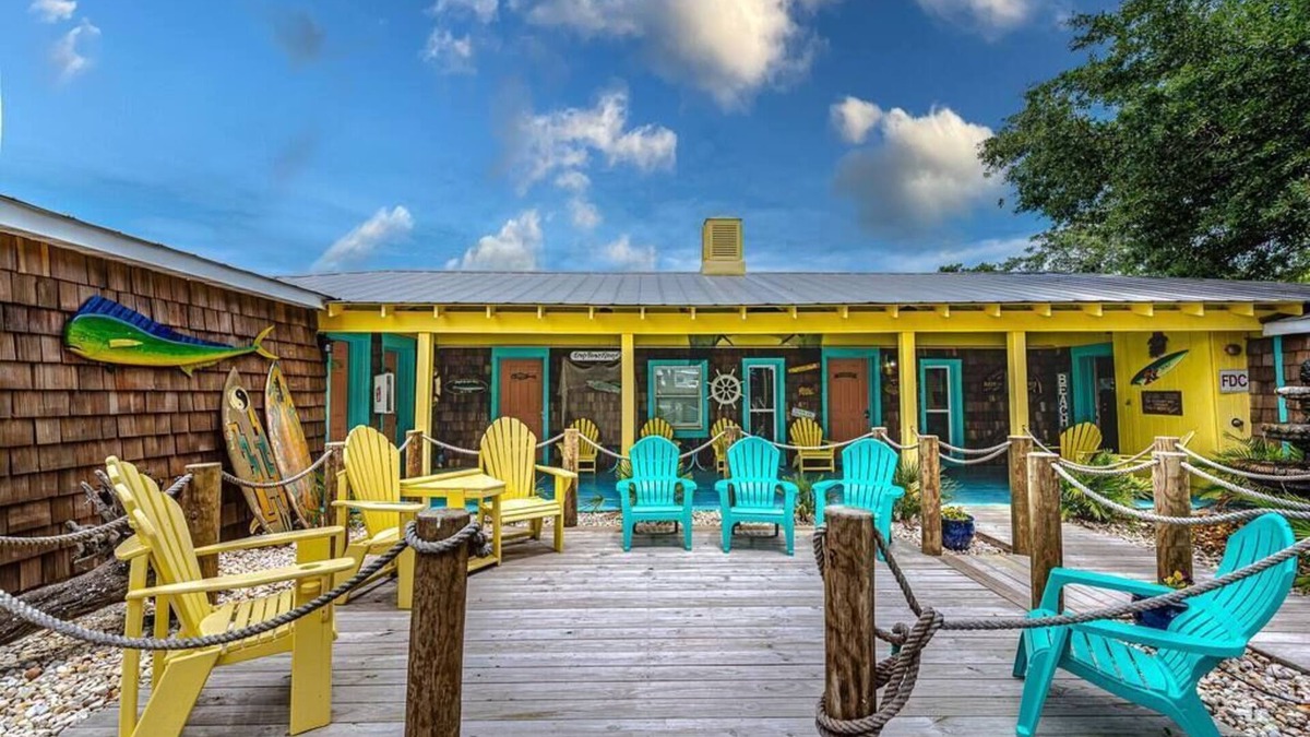 North Carolina Coast House | Tahiti at Island Breeze of CB Unique stay Design