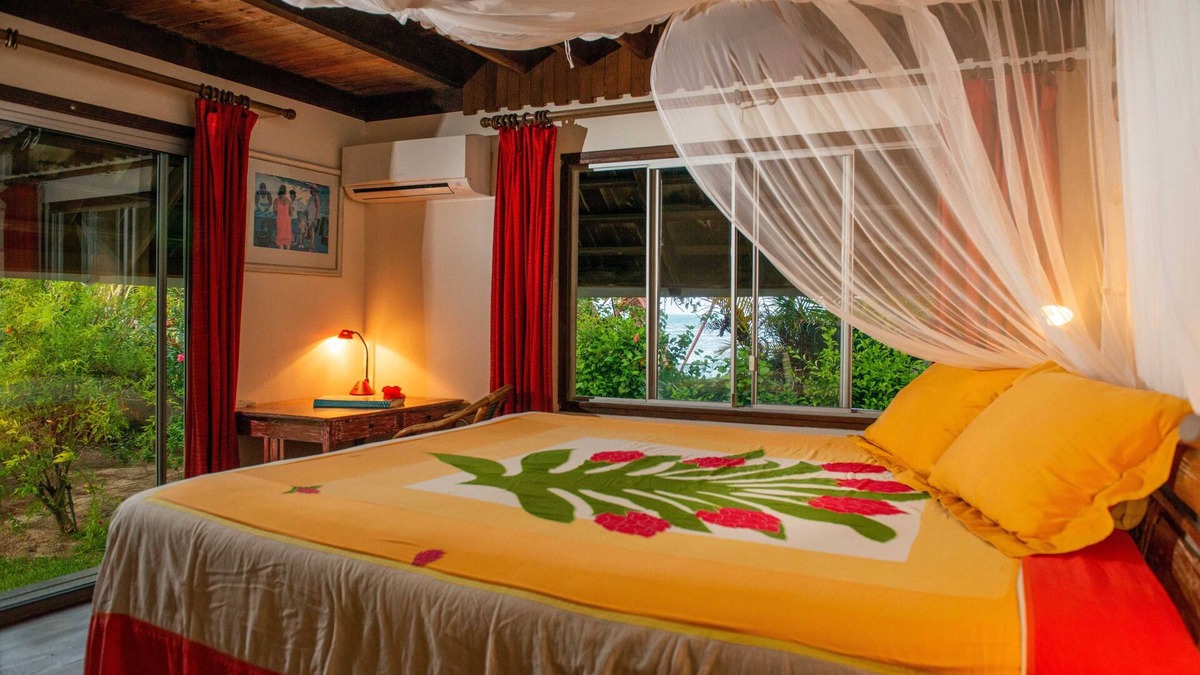 Otumai Villa | Tahiti Beach House, Beachfront Villa in Moorea, nice bath, under the trade winds