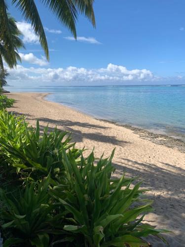 Punaauia House | TAHITI - VAIAVA Beach Cottage