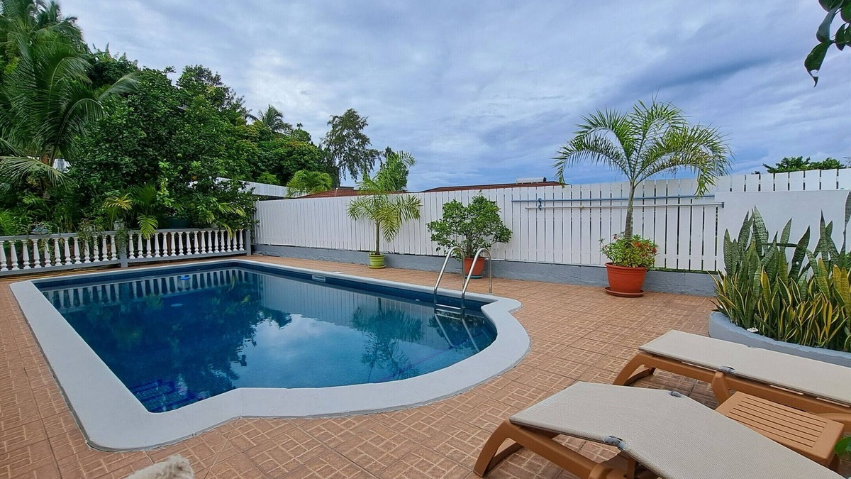 Pirae House | TAHITI - VILLA TEAKAVEHERE POOL