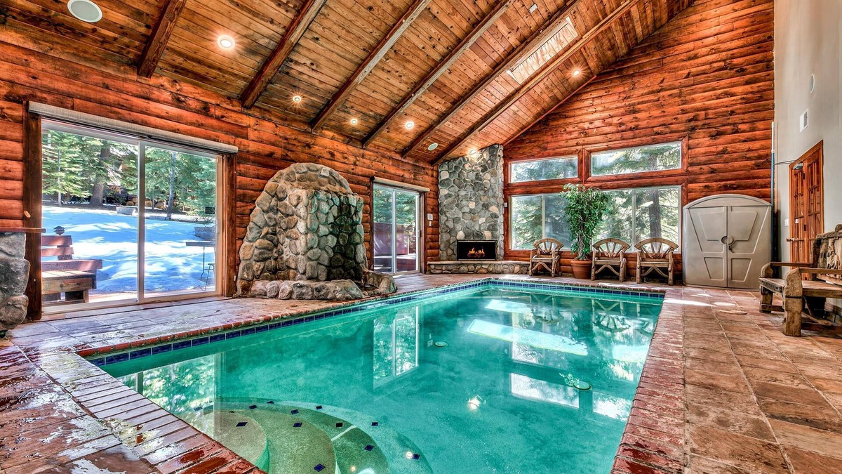 Pioneer Trail House | Tahoe Castle -Pool, Games, Spa, Steam Rm, Sauna