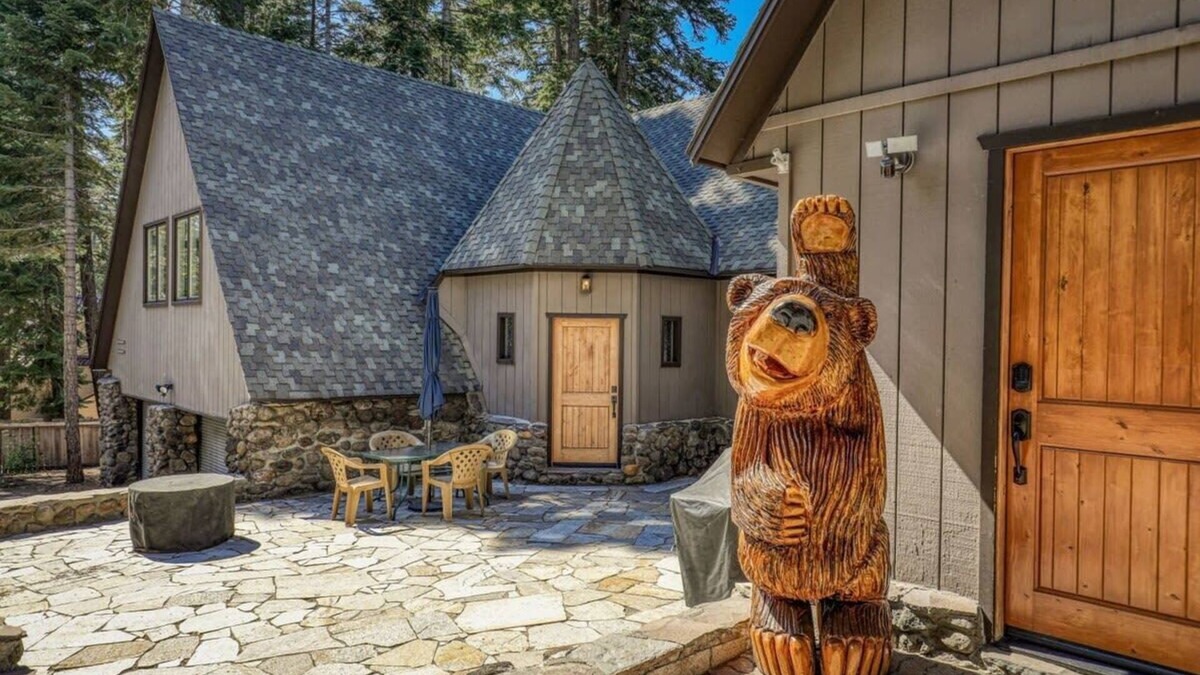 Carnelian Woods House | Tahoe Dreamer - Newly Remodeled 4BR