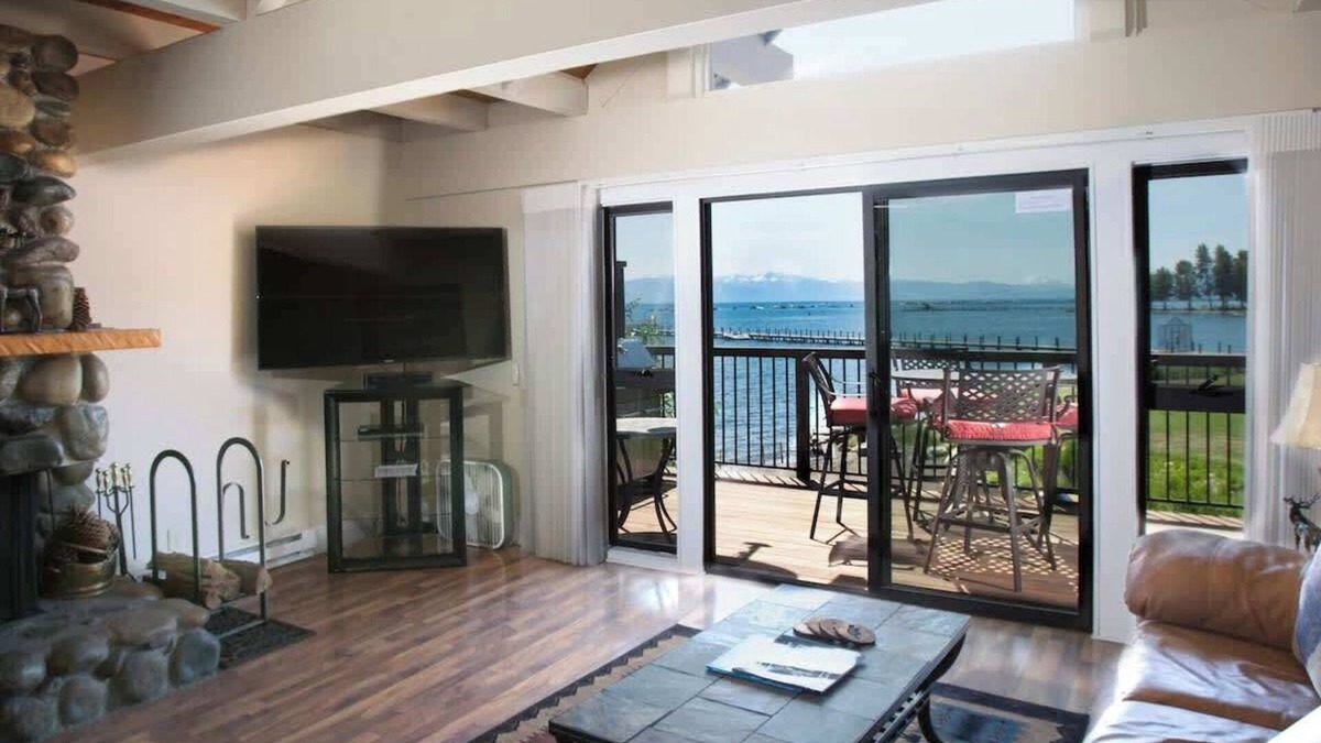 Tahoe City House | Tahoe Hideaway at Tahoe Marina Lodge | Unit 47