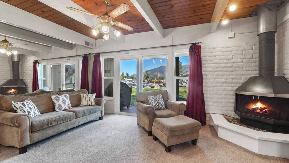 Tahoe Keys House | Tahoe Keys Townhouse with Boat Dock