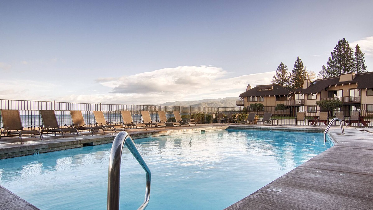South Lake Tahoe Hotel | Tahoe Lakeshore Lodge & Spa
