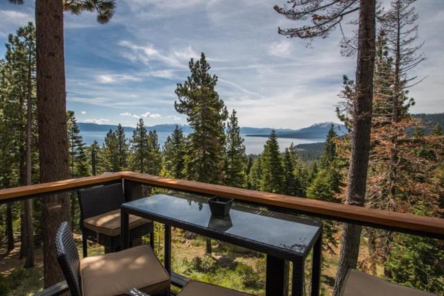 Talmont House | Tahoe Point of View - Amazing Lake Views at this 4BR w Hot Tub, Sauna, Near Skiing
