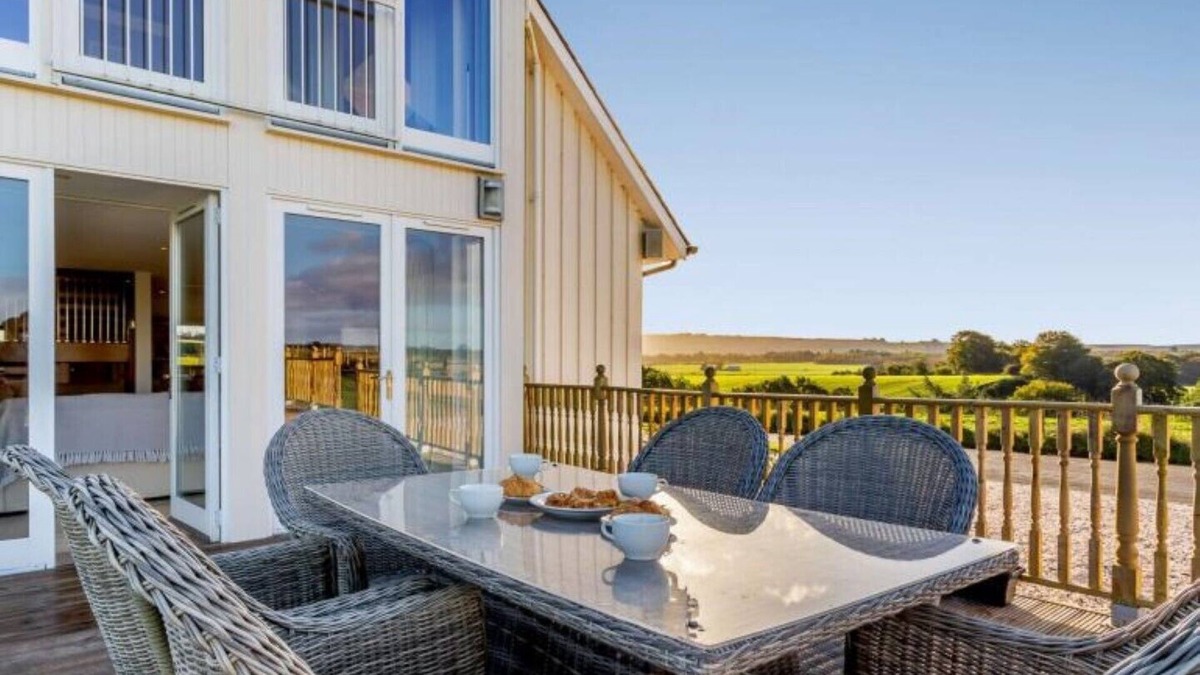 Kirriemuir Cottage | Taigh Gleusta