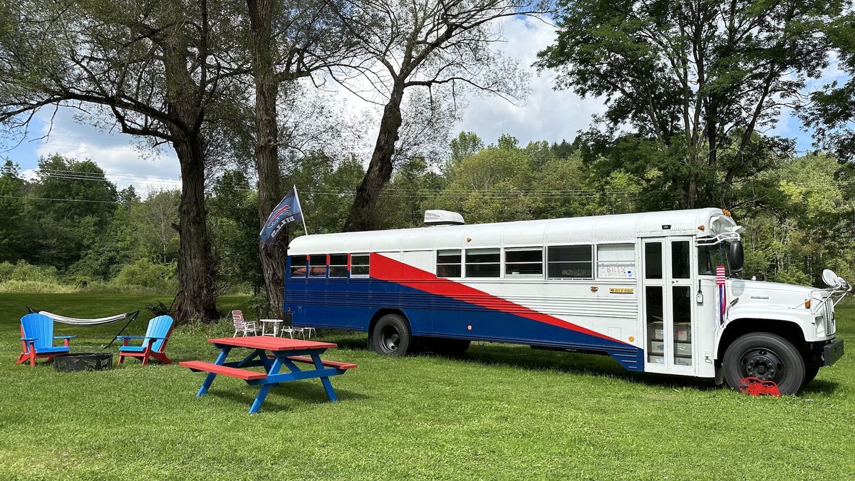 Black Creek RV Rental | Tailgating Bus on Ischua Creek @ Campground Adventures