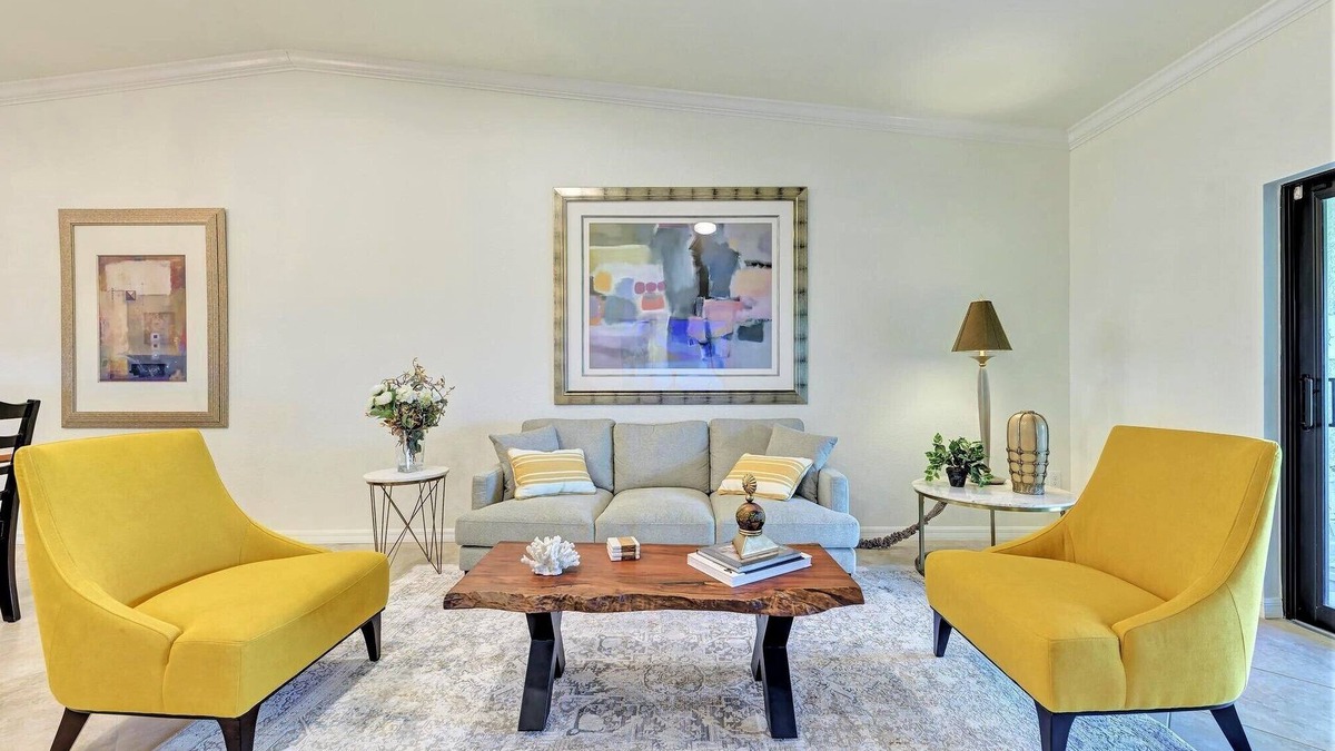 Lakewood Ranch Condo | Tailored Living - Secure, Stylish, Extended Stay