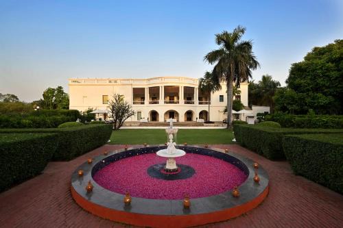 Varanasi Hotel | Taj Nadesar Palace