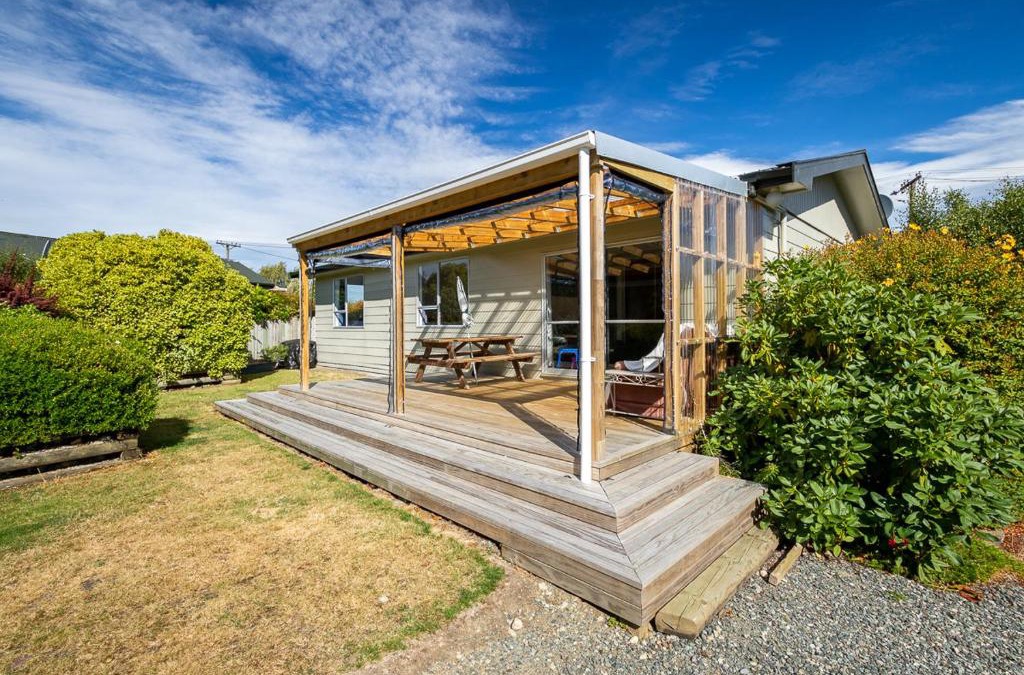 Te Anau House | Takahe Cabin - Te Anau Holiday Home