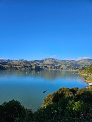 Akaroa House | Takamatua Holiday Home