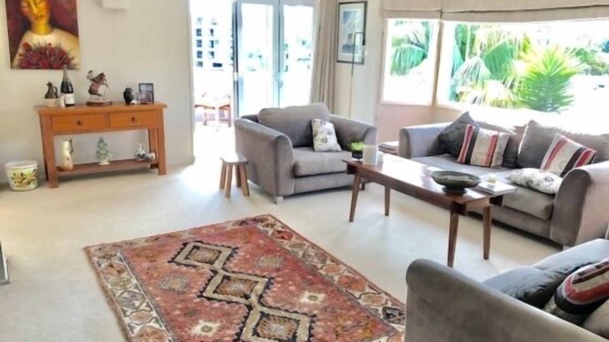 Takapuna House | Takapuna Living near Takapuna Beach