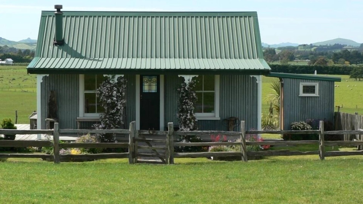 Opaki Cottage | Take a step back in time
