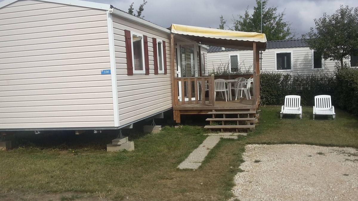 Coulanges House | Take advantage of our 20% discount offer from April 5 to May 31 MOBILHOME ELEGANCE