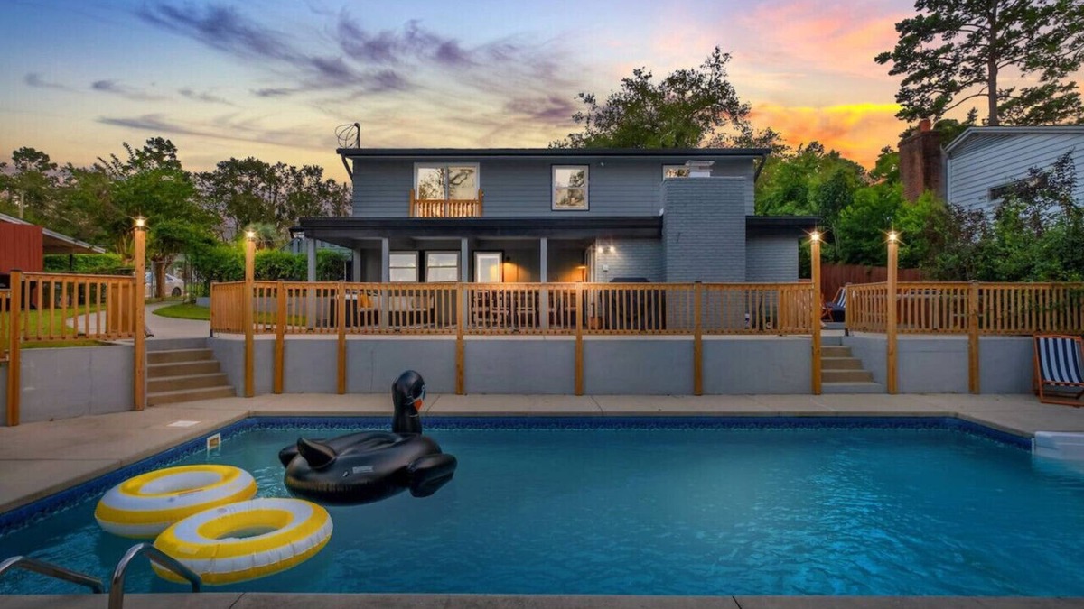 Tallahassee House | TAL Getaway|POOL |7 Mins to FSU