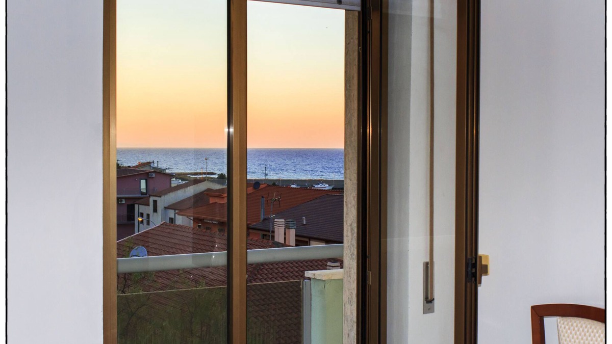 Cariati Apartment | Talitha apartment just 100 meters from the sea!
