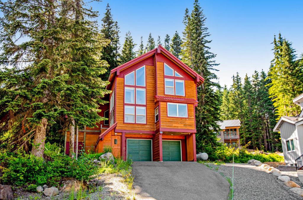 Hyak House | Tall Timber Lodge