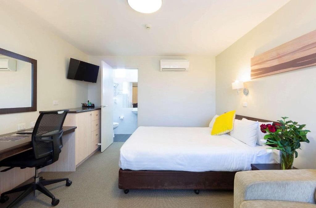 Ainslie Hotel | Tall Trees Ainslie Motel