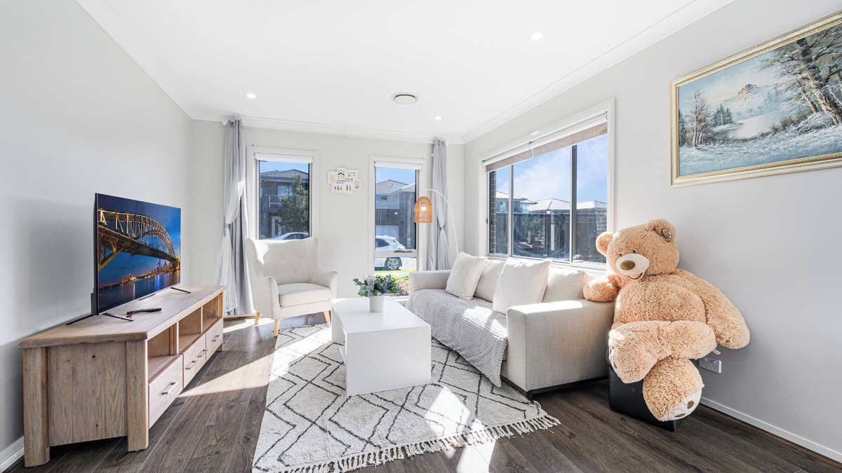 Schofields House | Tallawong 6Br near Schofield/Rousehill Centren