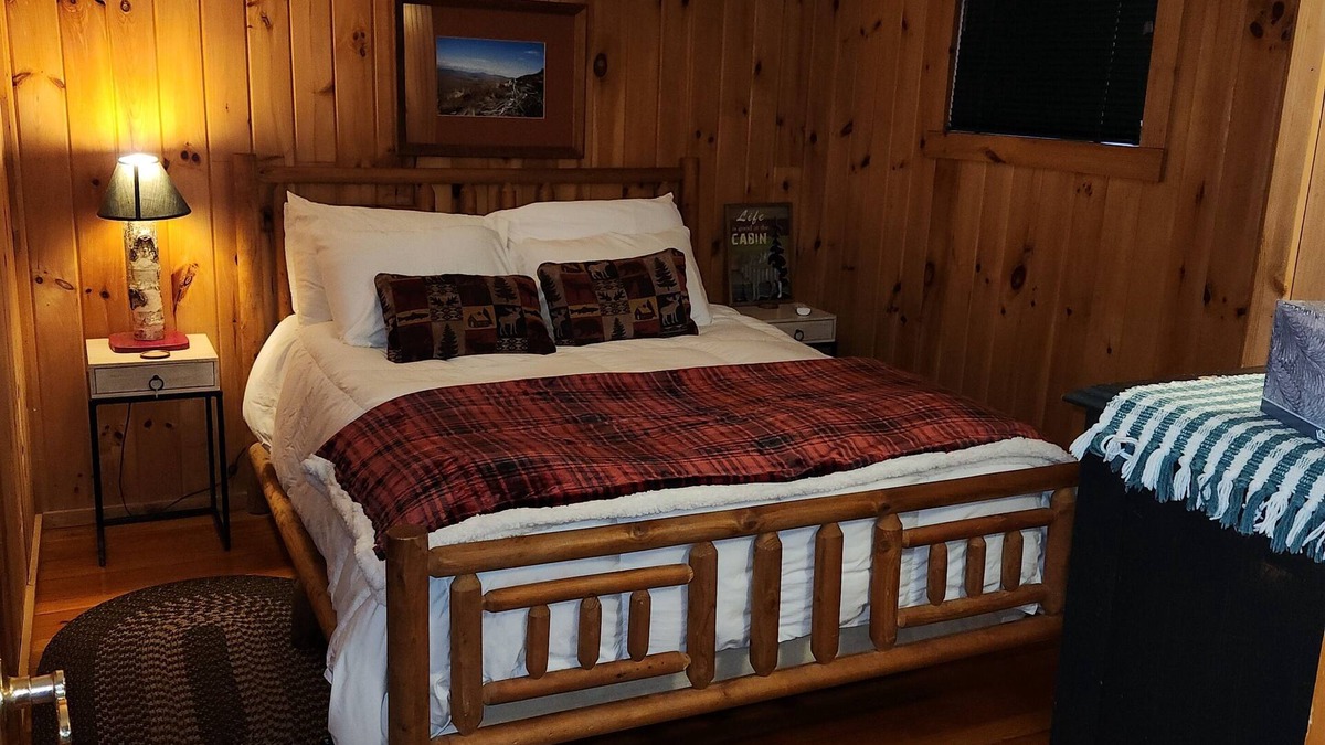 Saranac Lake Cabin | Tamarac Cabin Waterfront For Two