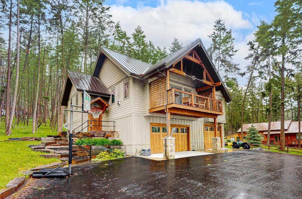 Lakeside House | Tamarack Terrace