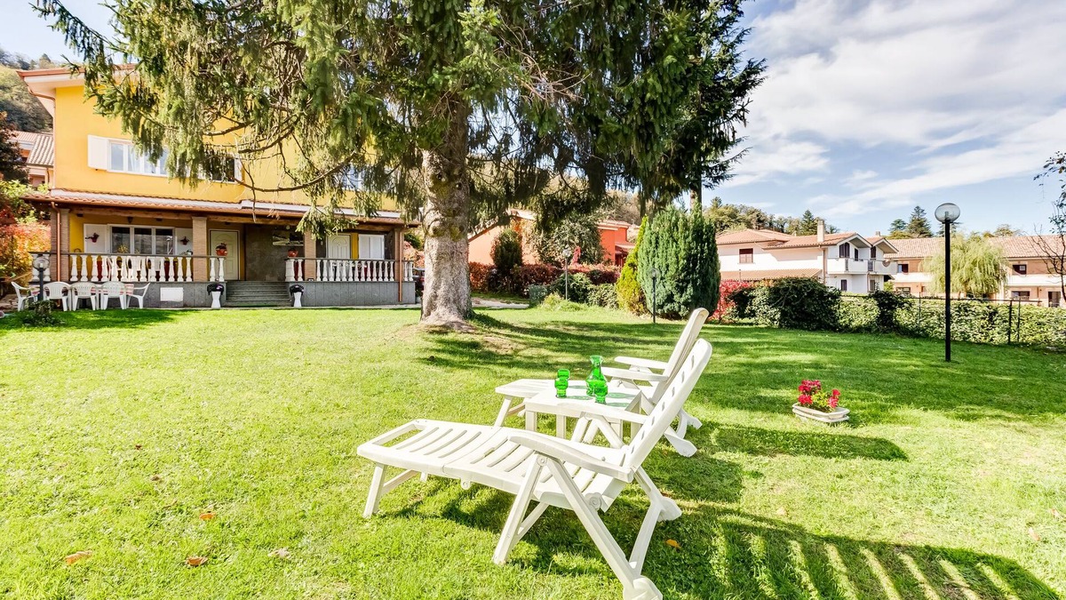 Rocca di Papa Villa | Tamerici-Villa Rocca di Papa -2 apartments