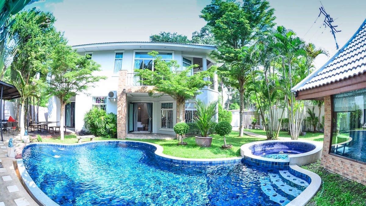 Na Chom Thian Villa | Tamnak Beach House