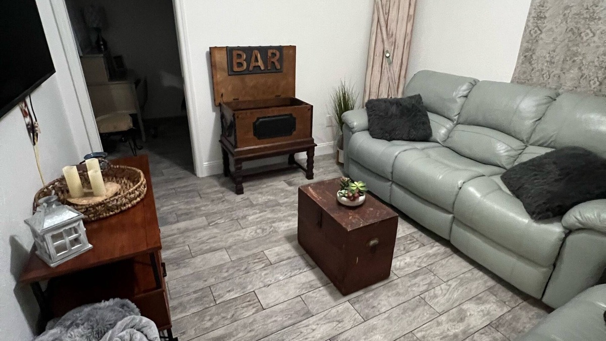 Tampa Apartment | Tampa River Oasis