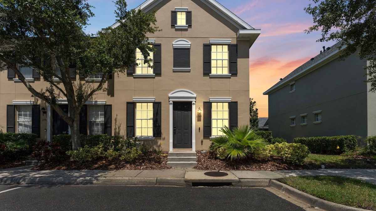 Westchase House | Tampa Townhome Getaway Westchase & Citrus Park