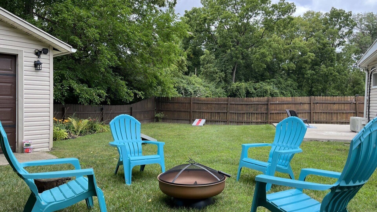 Xenia Cottage | Tandem Trails Retreat in Xenia