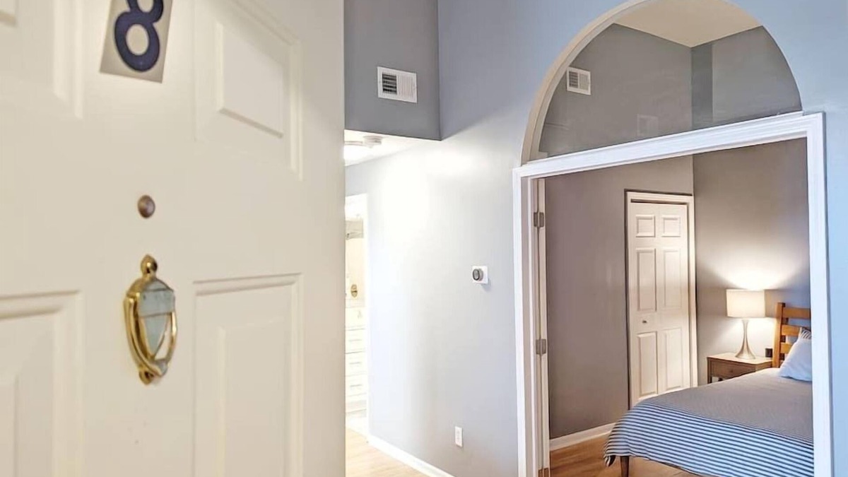 Bay City Apartment | Tanner Bldg Apt 8 - 1 bedroom (Downtown)