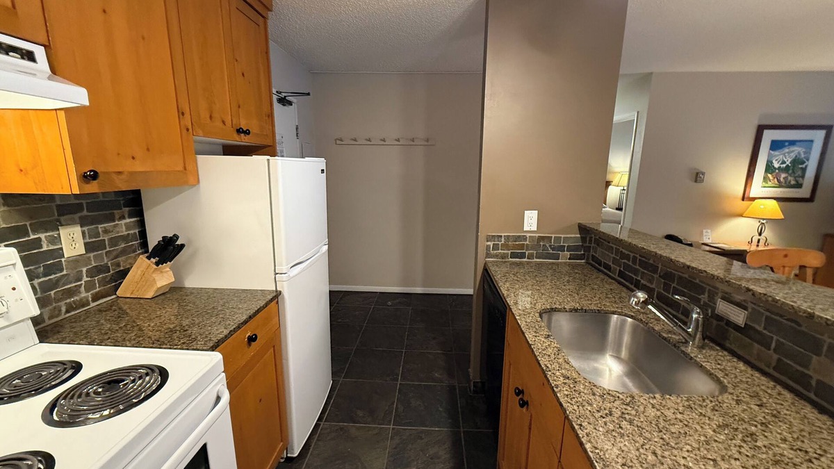 Whistler Village Condo | Tantalus #405 - 2BD
