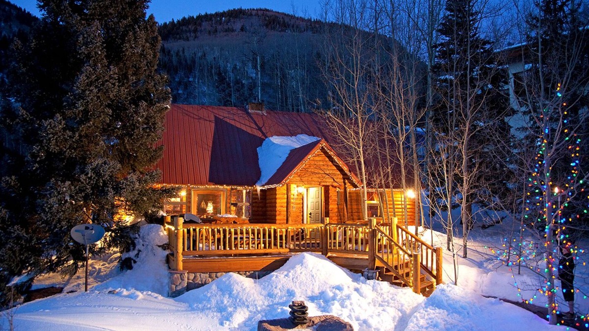 Taos Ski Valley Ski Chalet | Taos Ski Valley Chalet - Steps from the Lift!