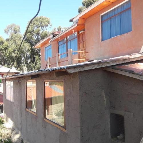 Huillanopampa House | Taquile Hospedaje Pablo