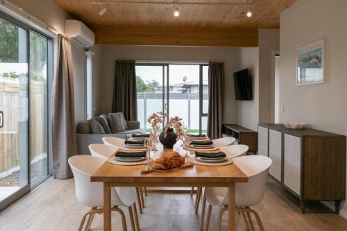 Taradale House | Taradale Gem