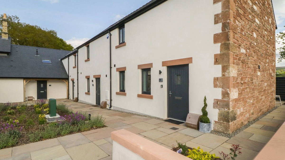 Wing Cottage | TARN END COTTAGES 12, family friendly in Brampton, Cumbria