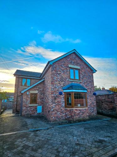 Tarporley House | Tarporley Holiday Cottage